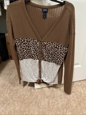 Sadie & Sage Brown Leopard & Cream Colorblock Button-Front Cardigan